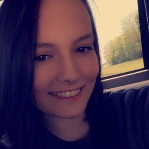 Meet your Posher, Alissa